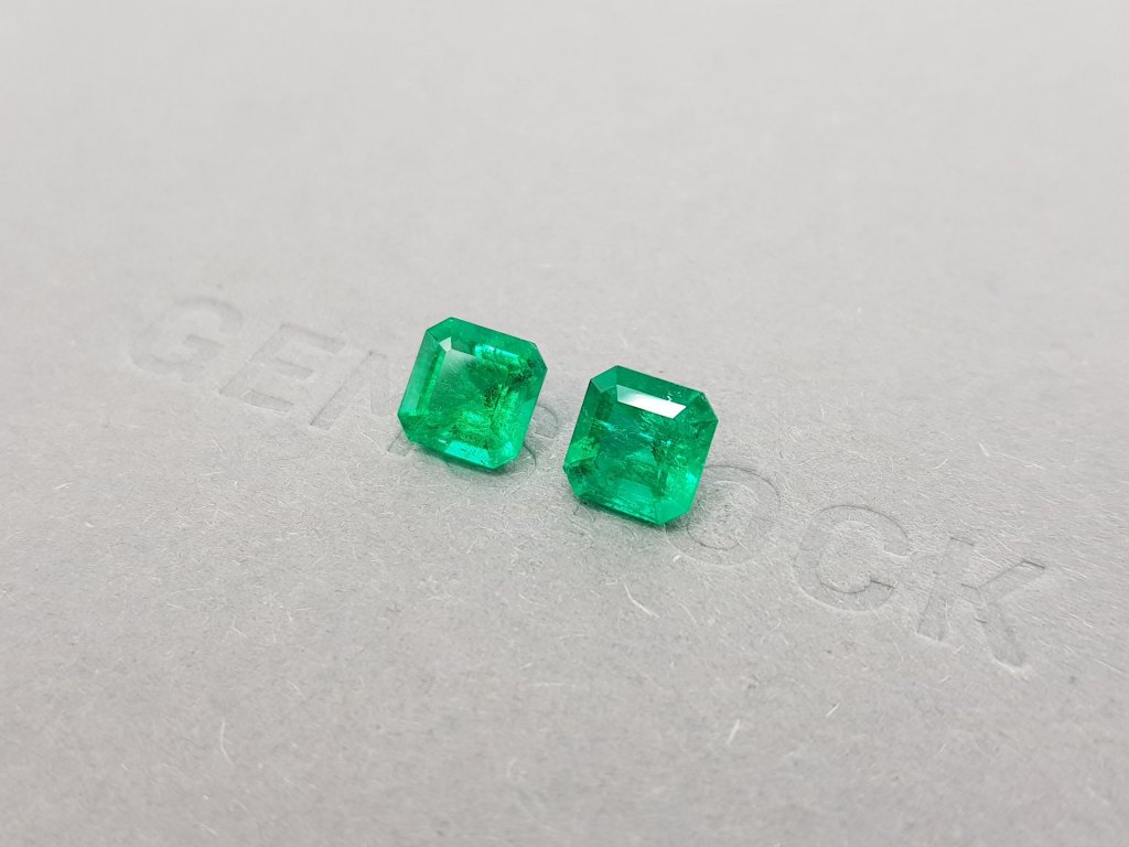 Pair of Colombian octagon emeralds 2.58 ct Image №3