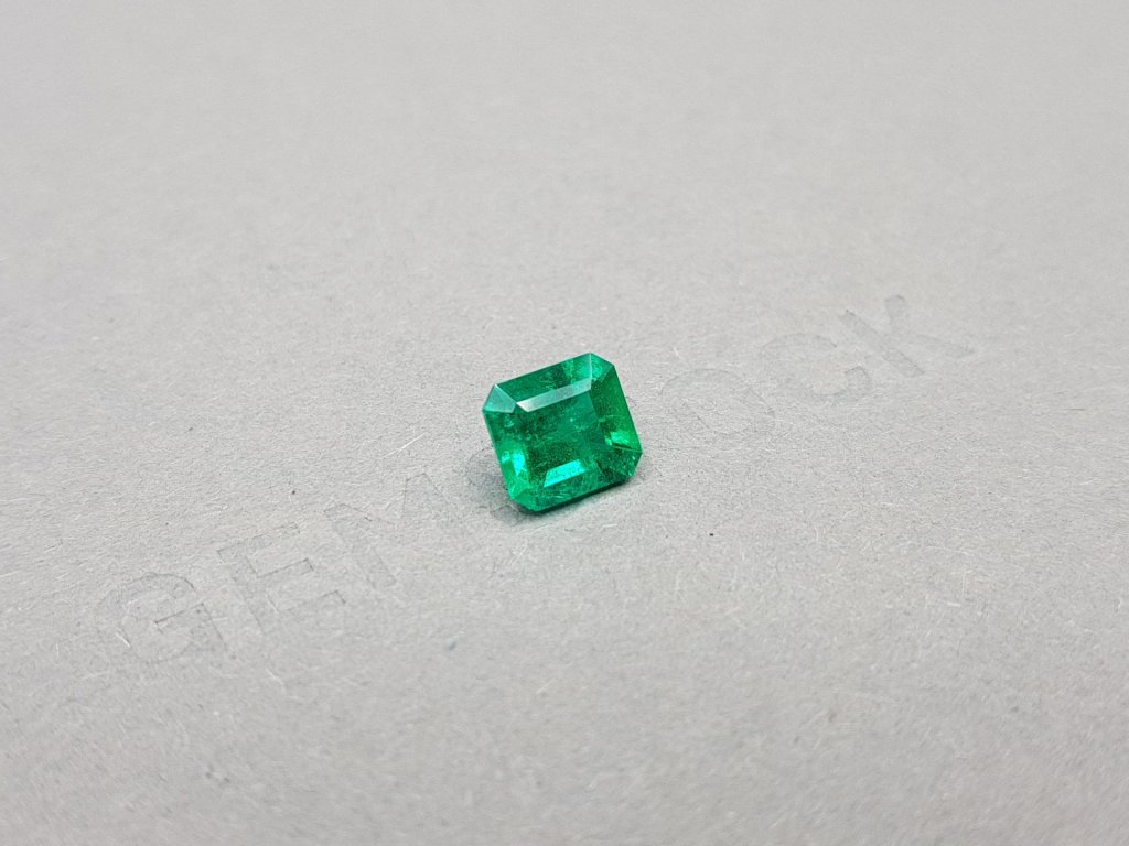Colombian emerald Muzo Green 1.62 ct Image №2