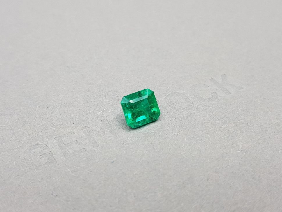 Colombian emerald Muzo Green 1.62 ct Image №2