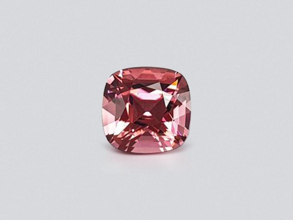 Bague avec rubellite rose-orange 3,37 carats en or blanc 18 carats Image №5