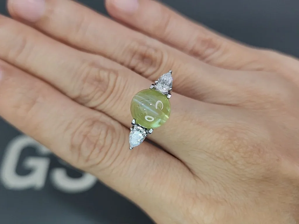Chrysobéryl œil de chat taille cabochon 8,59 carats, Sri Lanka Image №5