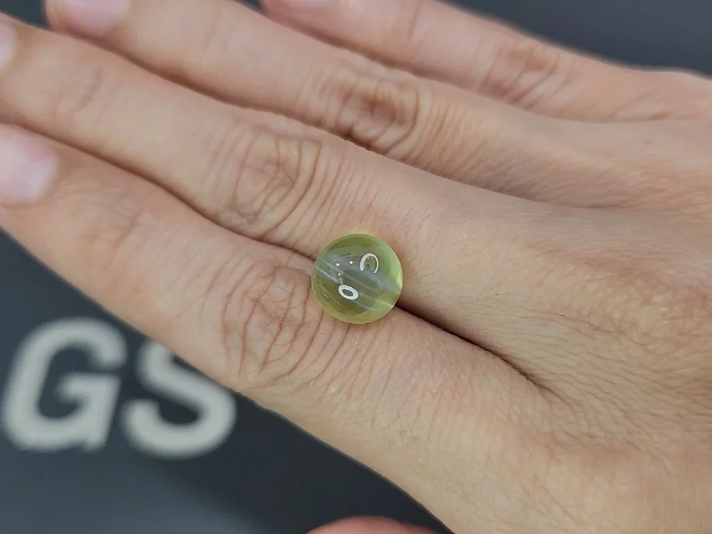 Chrysobéryl œil de chat taille cabochon 8,59 carats, Sri Lanka Image №2