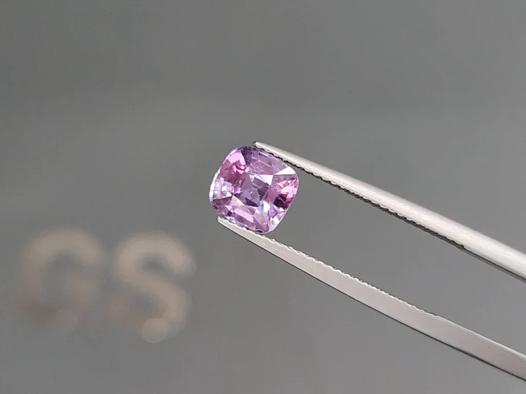 Zafiro rosa de talla cojín de 2,03 carats, Sri Lanka Image №3