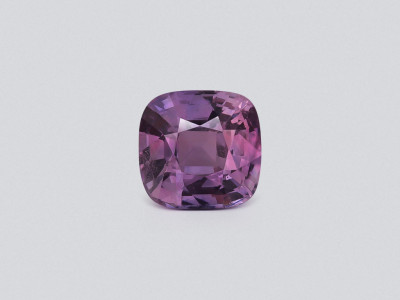 Rosa saphir im kissenschliff 2,03 carats, Sri Lanka photo
