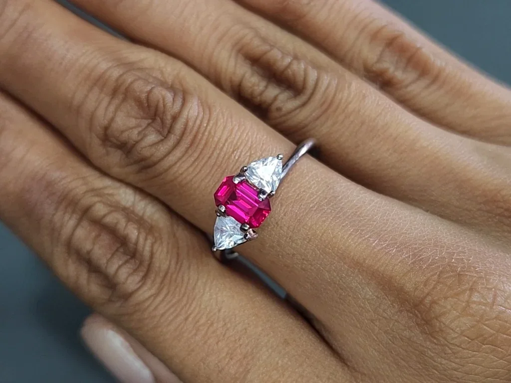 Unheated red ruby octagon cut 1.08 carats, Mozambique Image №5