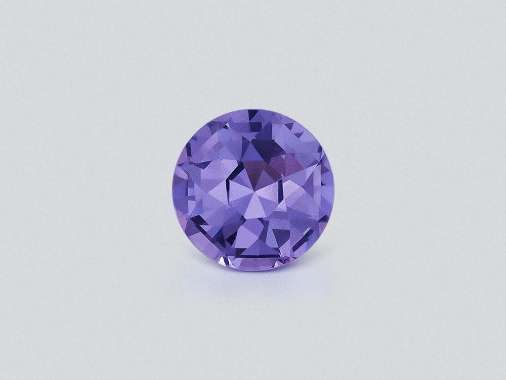 Espinela lavanda de talla redonda 1.26 carats, de Tanzania Image №1