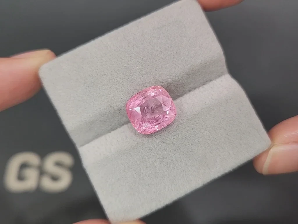Zafiro Padparadscha talla cojín sin tratamiento térmico 7,15 quilates, Sri Lanka Image №4