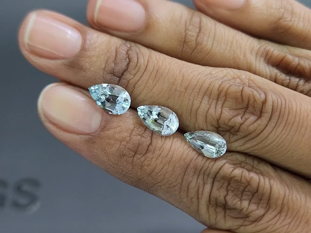 Set of aquamarines in pear cut 3.72 carats, Madagascar Image №2