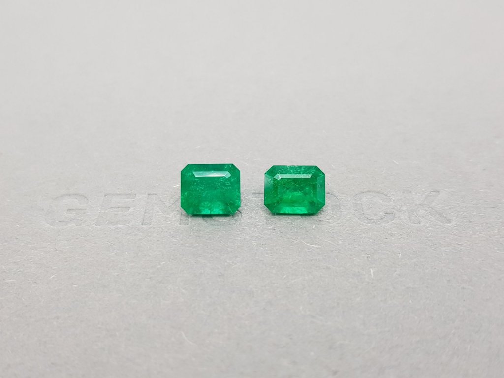 Pair of intense emeralds octagon cut 2.57 ct, Colombia Image №1