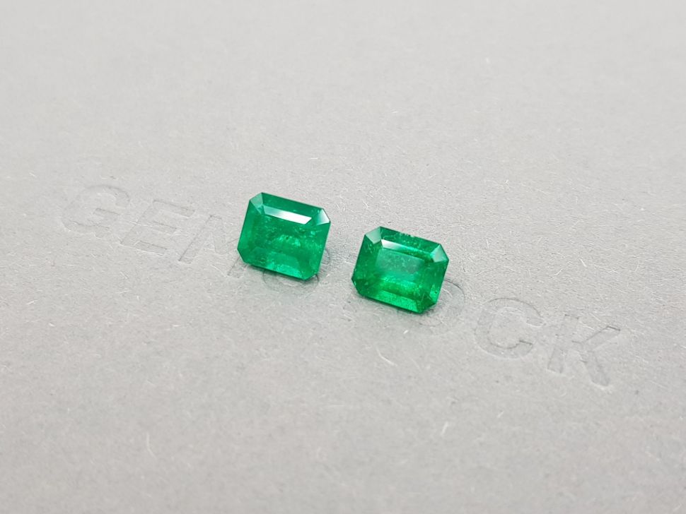 Pair of intense emeralds octagon cut 2.57 ct, Colombia Image №3