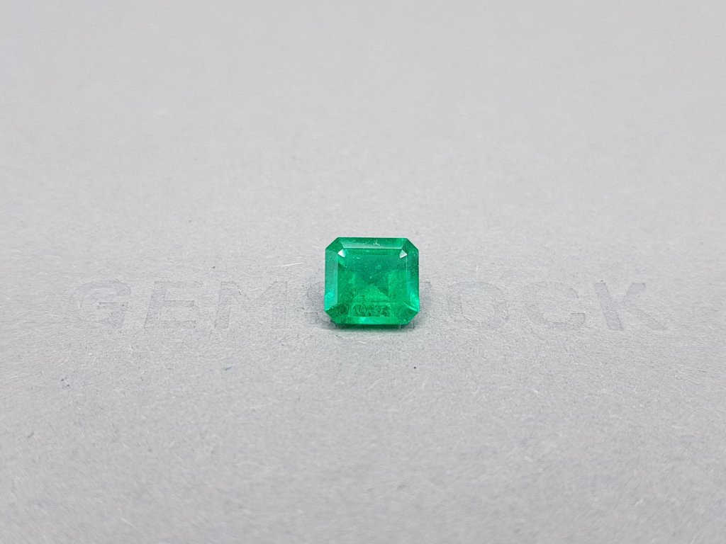 Colombian Muzo Green Emerald asscher shape 1.85 ct Image №1