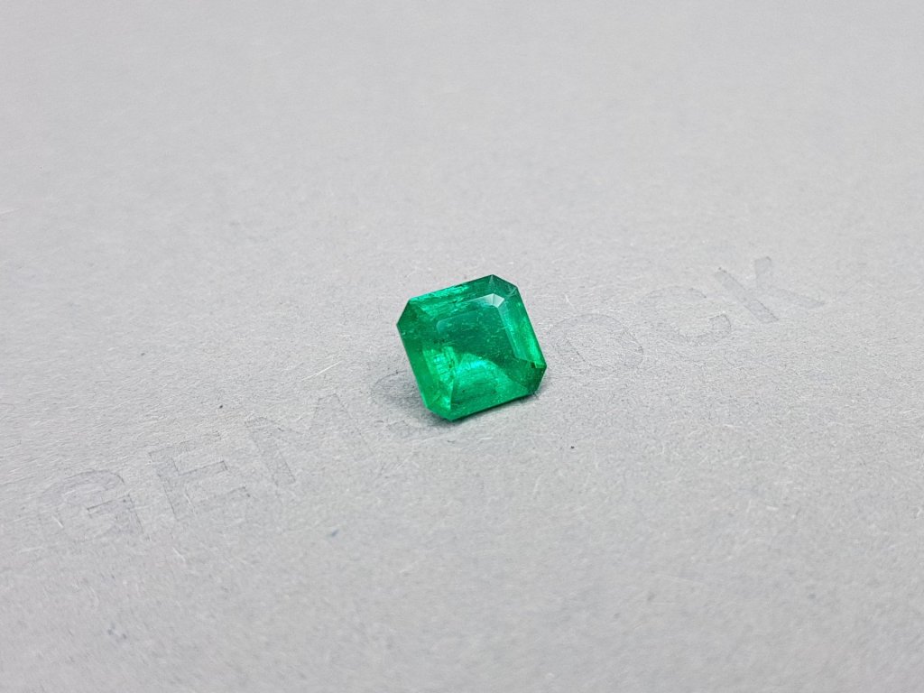 Colombian Muzo Green Emerald asscher shape 1.85 ct Image №2