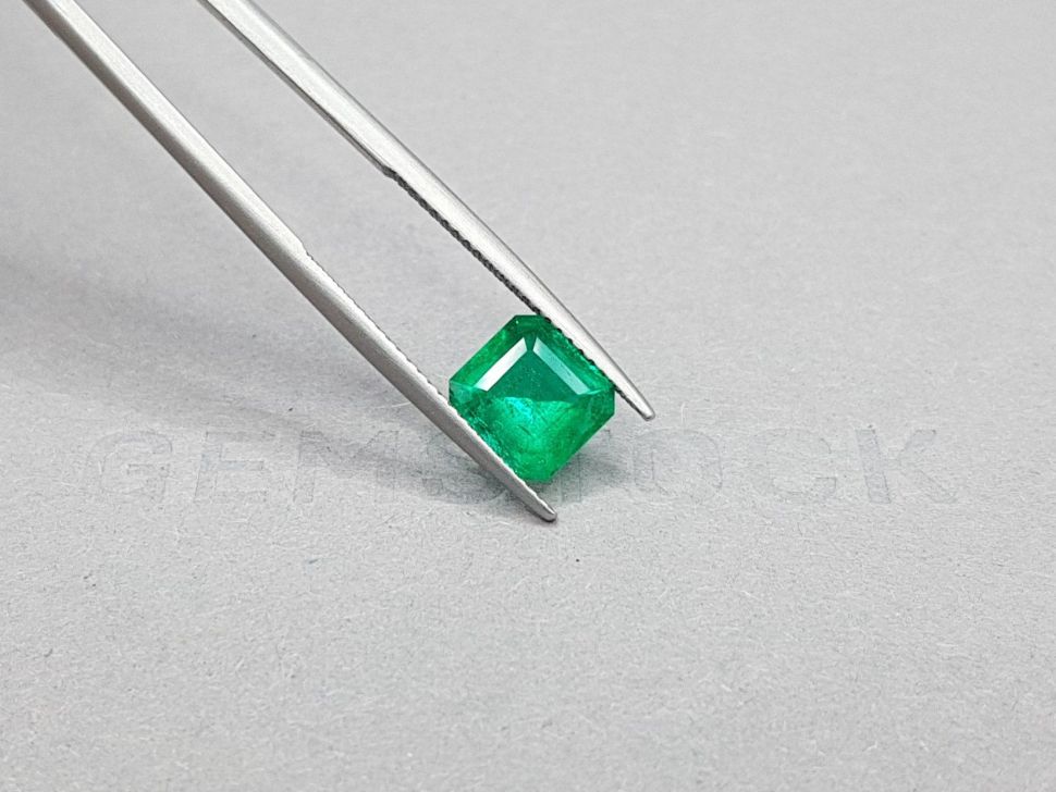 Bright Colombian emerald in Asscher cut 1.85 ct Image №4
