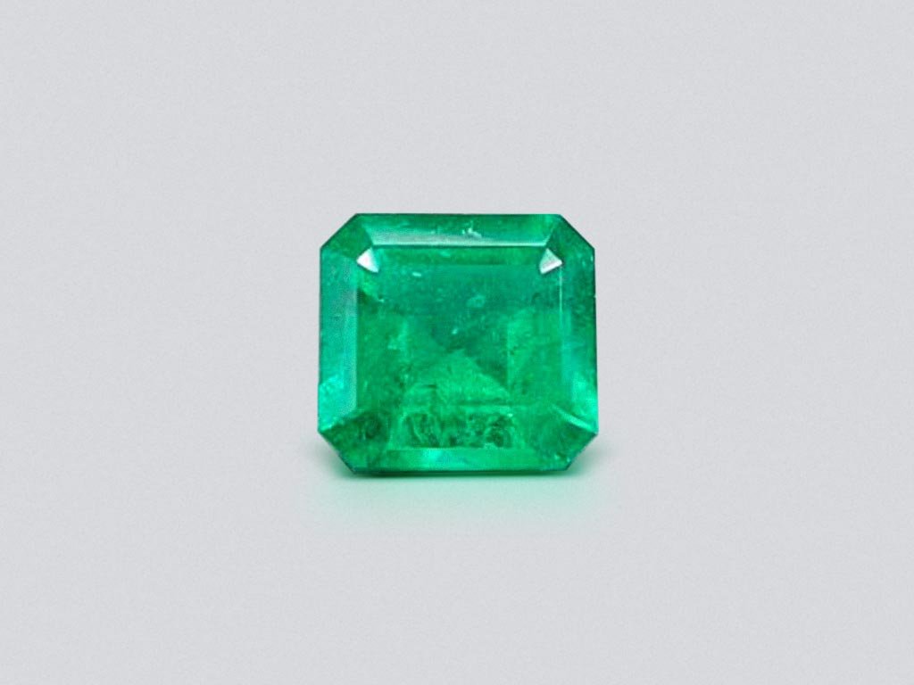 Colombian Muzo Green Emerald asscher shape 1.85 ct Image №1