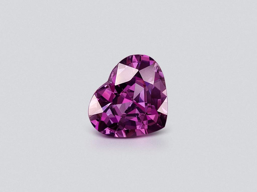 Spinelle taille coeur violet 3,58 carats, Sri Lanka Image №1