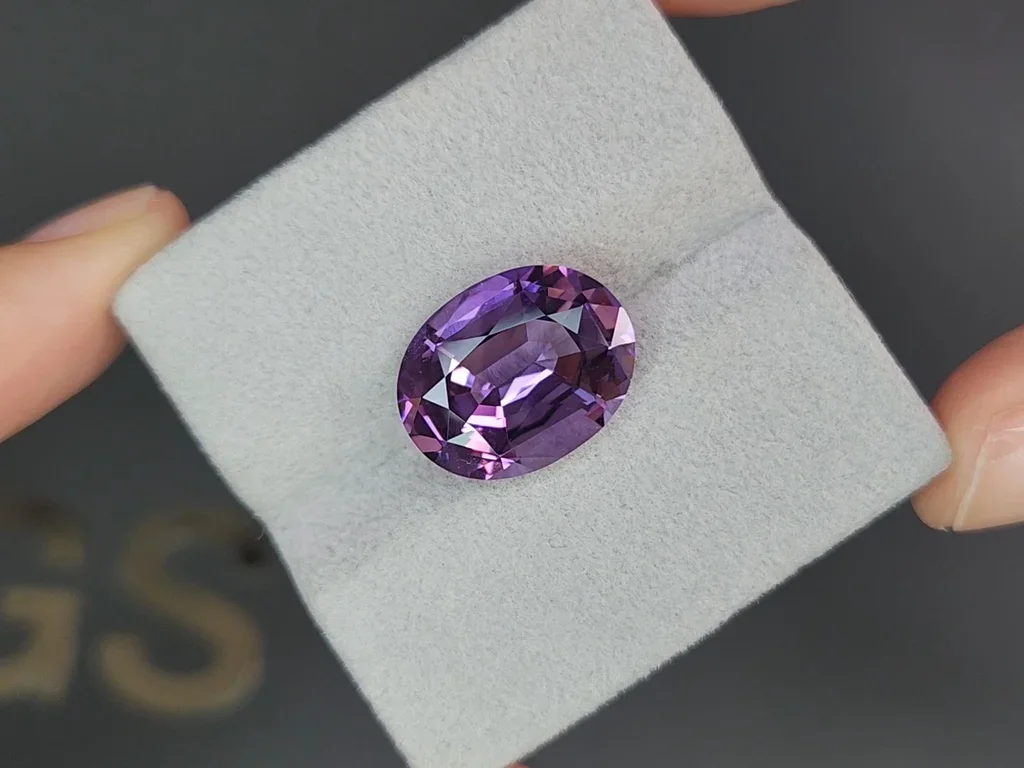 Amatista morada en talla ovalada de alta precisión de 7,0-8,0 quilates, Brasil  Image №4