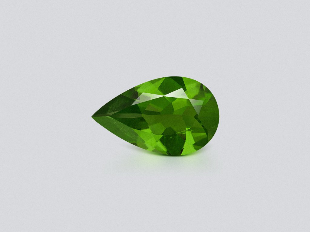 Peridoto verde talla pera 5,01 carats, Pakistán Image №1