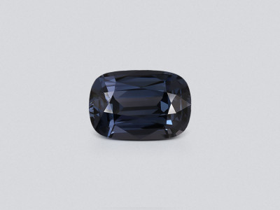Blauer spinell im kissenschliff 2.26 carats, Tansania photo