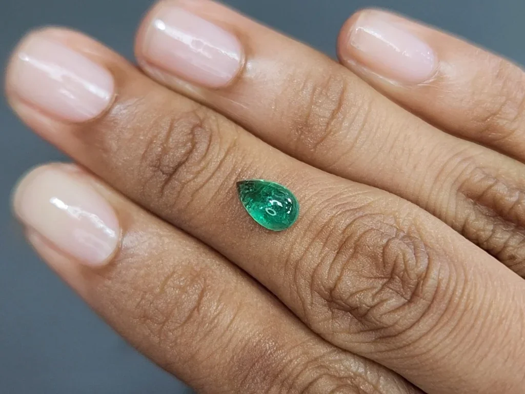 Esmeralda talla cabujón 1,15 quilates, Rusia Image №2