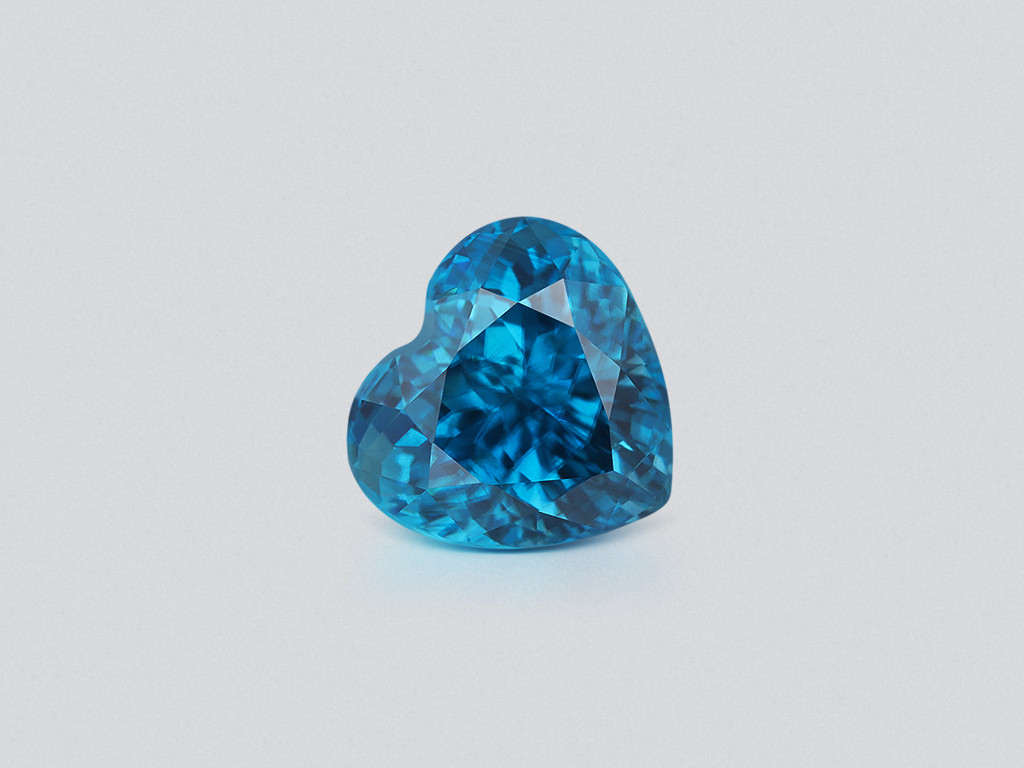 Zircon bleu néon taille cœur de 13,09 carats, Cambodge Image №1