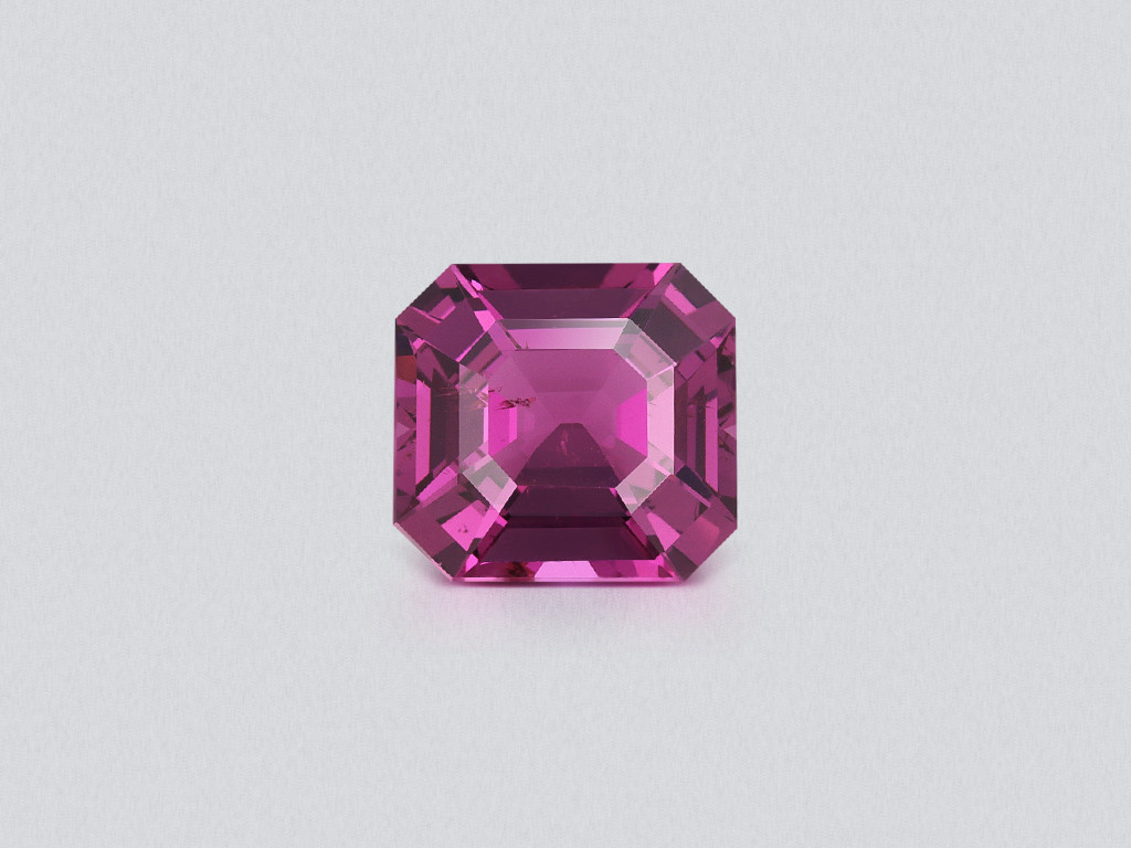 Grenat violet de 3,75 carats, taille octogonale, Tanzanie Image №1