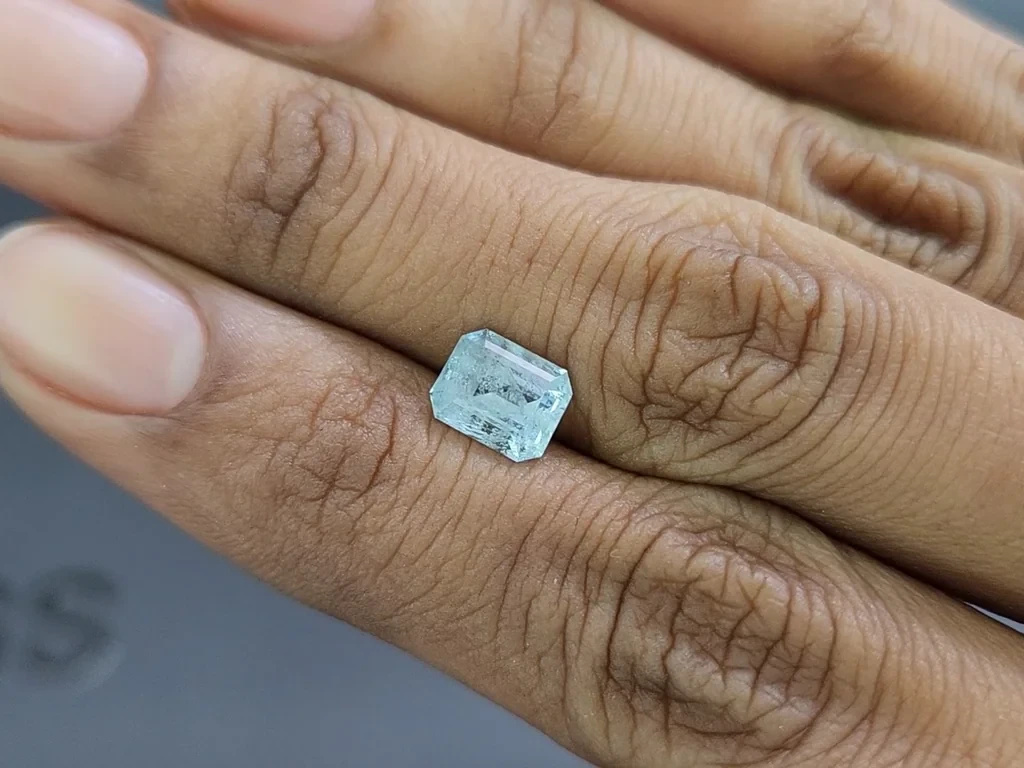 Aigue-marine taille octogonale de 1,51 carat, Madagascar  Image №2