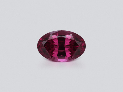 Rhodolith-granat ovalschliff 3,80 karat, Madagaskar photo