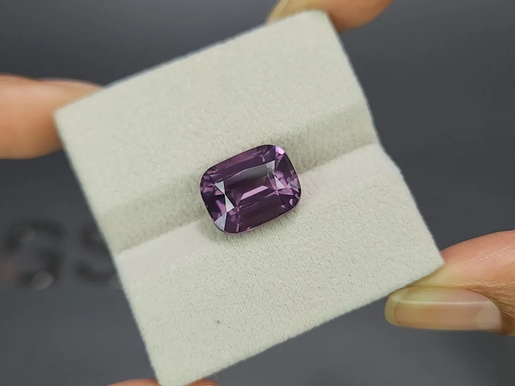 Spinelle violet taille coussin de 8,49 carats, Tanzanie Image №4