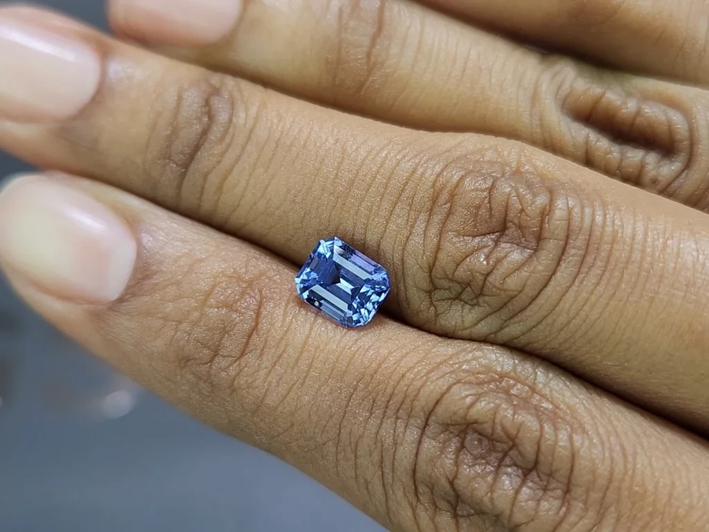 Unheated blue sapphire octagon cut 2.07 carats, Sri Lanka Image №2