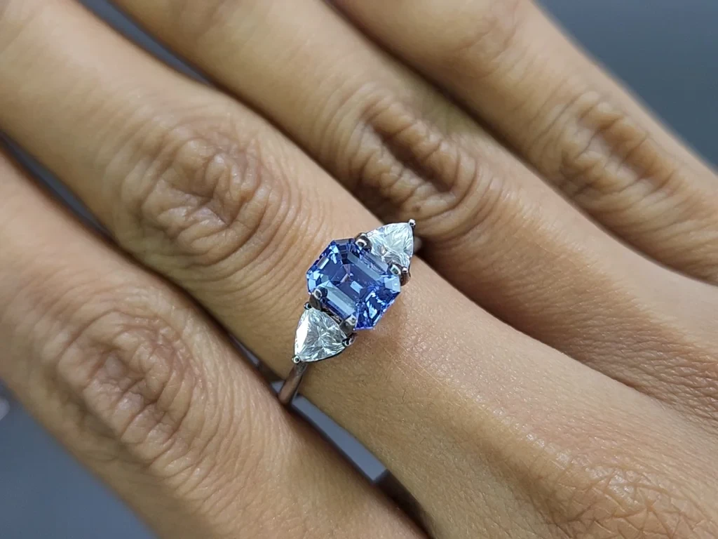 Unheated blue sapphire octagon cut 2.07 carats, Sri Lanka Image №5