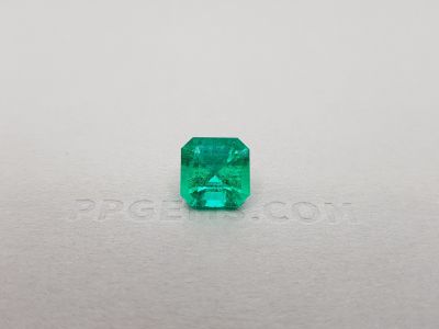 Natural rich Colombian emerald 4.34 ct, GRS photo