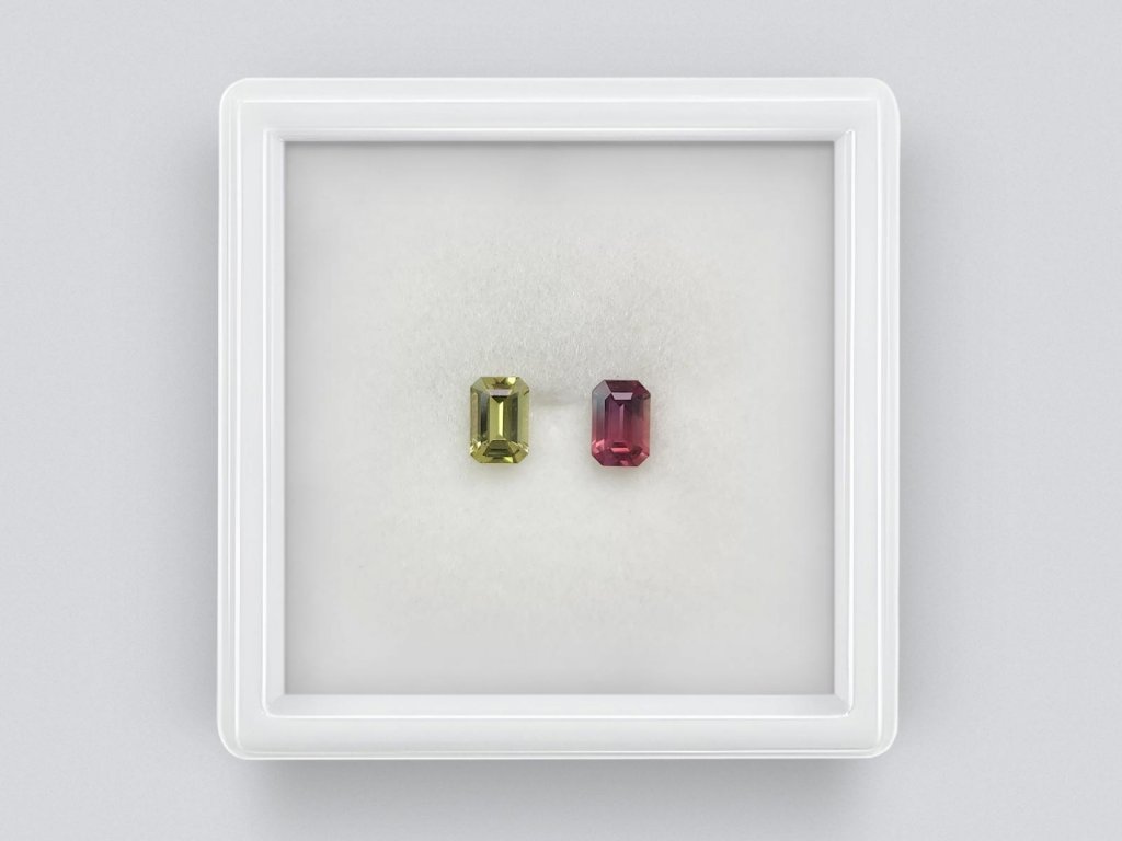 Pair of contrasting unheated octagon cut sapphires 0.79 carat, Madagascar Image №1