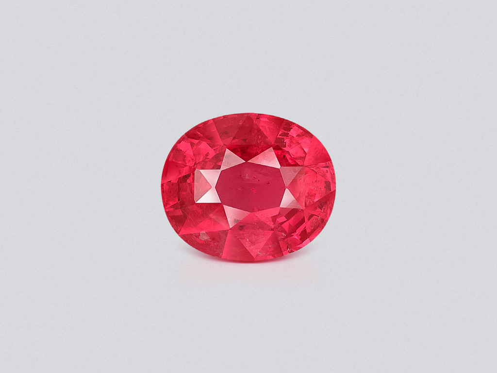 Rot-rosa spinell oval geschliffener 2,27 karat, Tansania Image №1