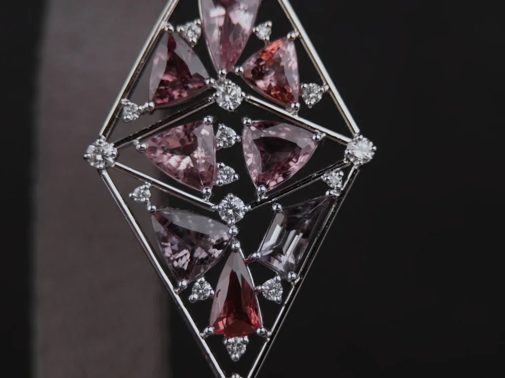 Earrings with Burmese spinels 20.28 ct and diamonds set in 900 platinum Image №4