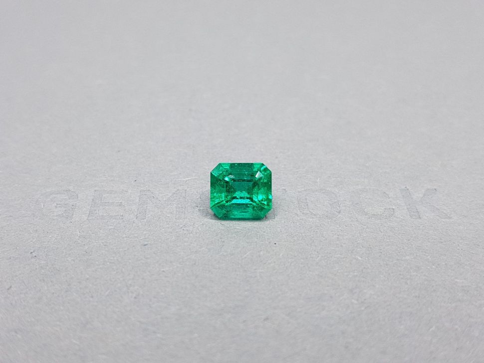 Bright emerald 1.70 ct, Colombia Image №1