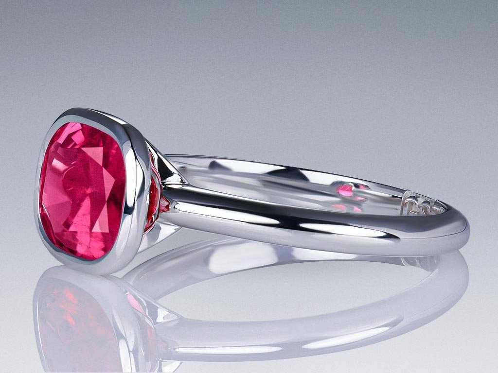 Ring with hot pink rubellite 2.32 ct in 18K white gold Image №3