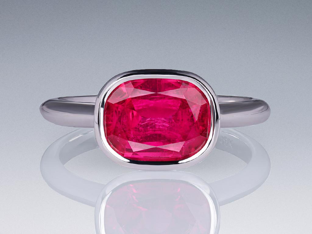 Ring with hot pink rubellite 2.32 ct in 18K white gold Image №1