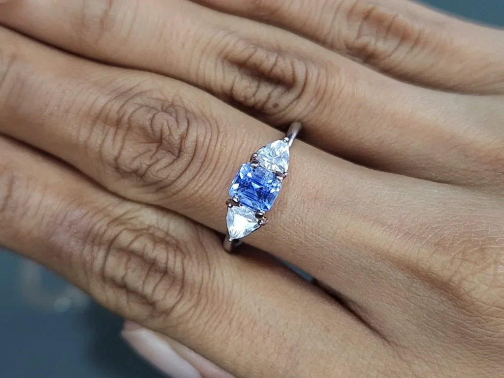 Zafiro azul de talla octogonal de 1,17 quilates, Sri Lanka Image №5