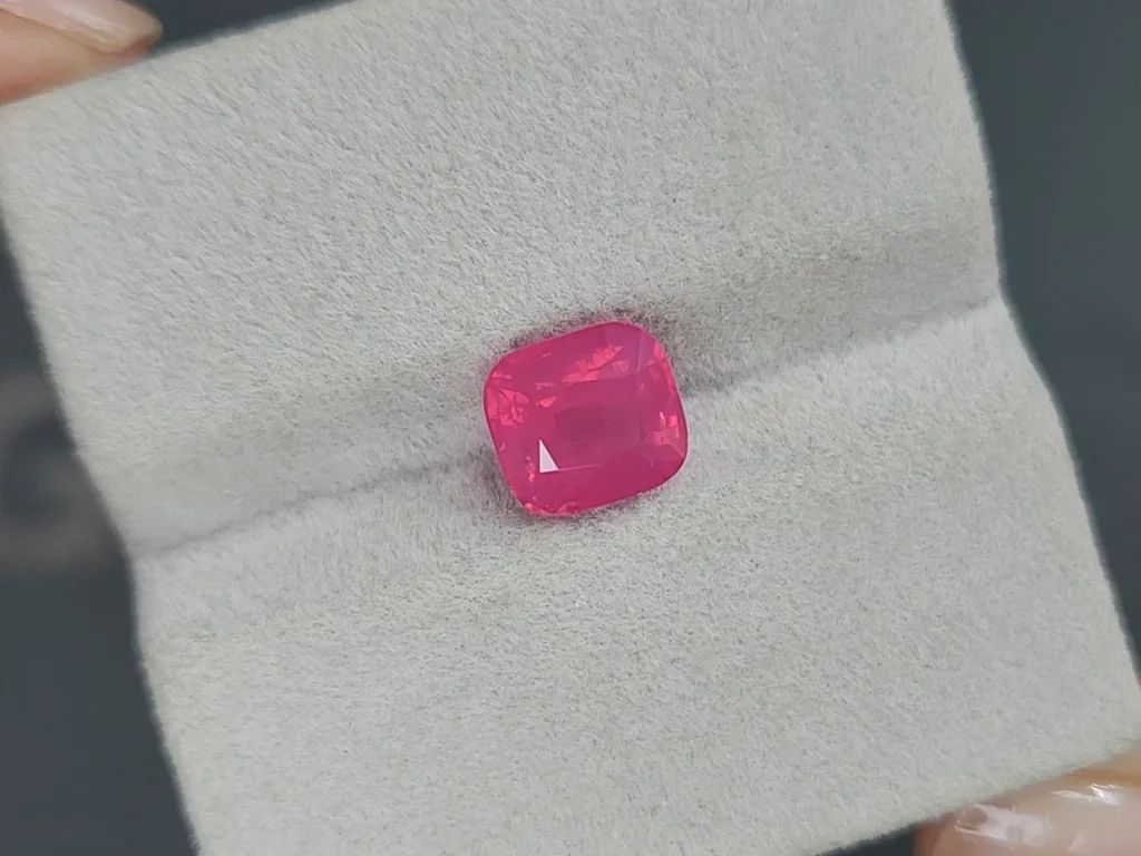 Spinel Mahenge milky cushion cut 3.01 carats, Tanzania Image №4