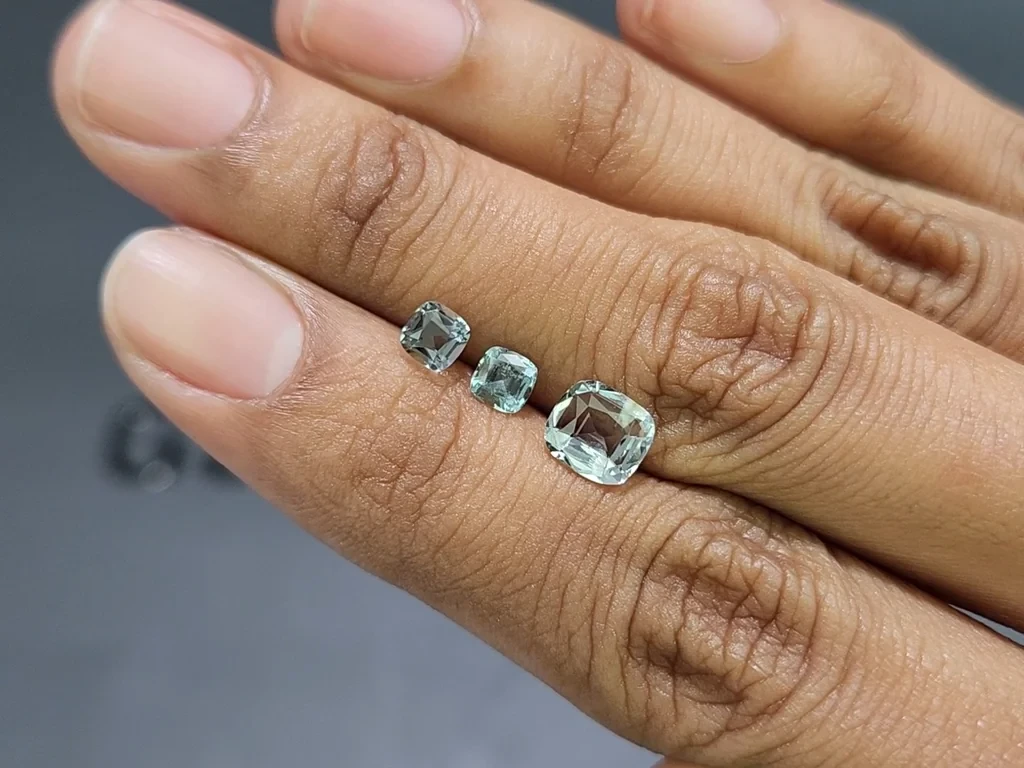 Set aus kissenförmigen aquamarinen 1,65 karat, Madagaskar Image №2
