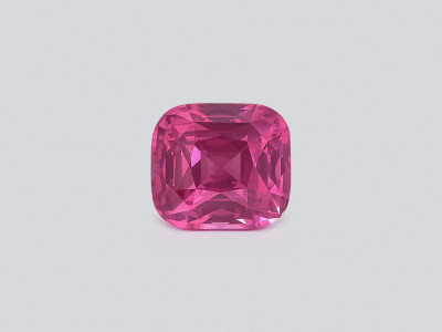 Spinelle de Mahenge Vibrant pink taille coussin 6,25 carats, Tanzanie photo