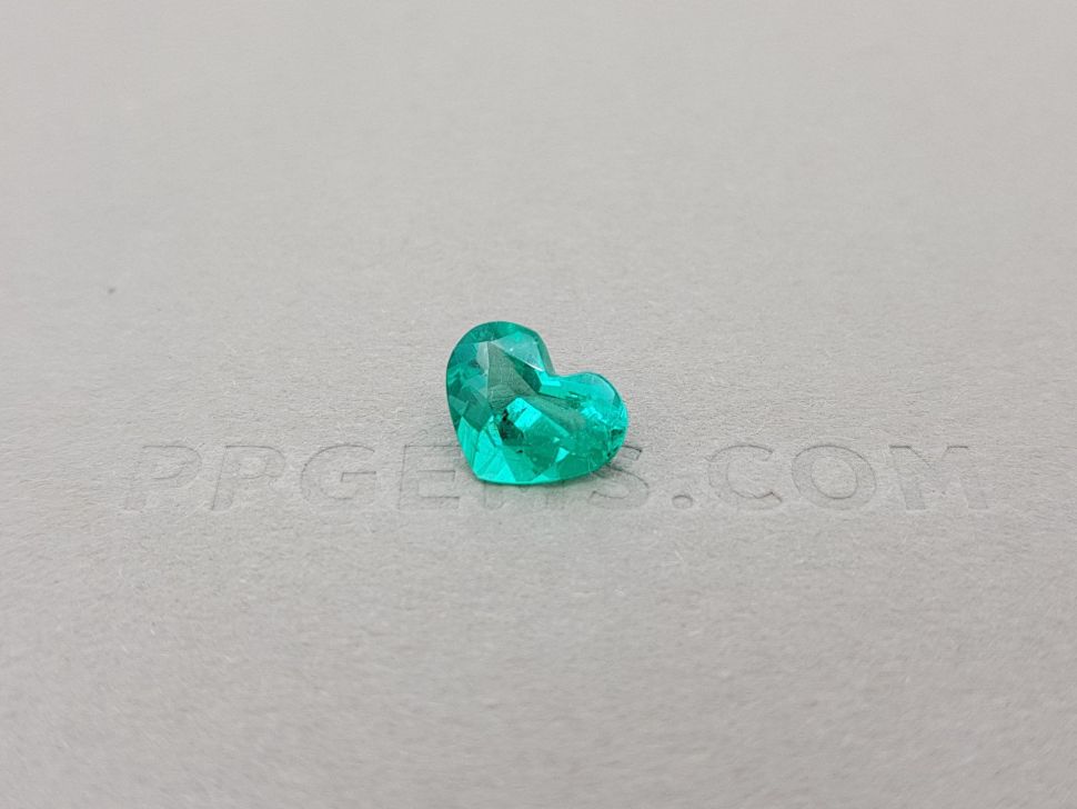 Bright Colombian emerald, heart cut 1.53 ct Image №1