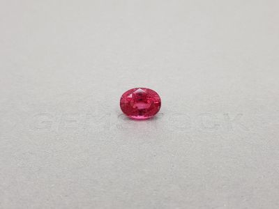 Reddish-pink oval cut Mahenge spinel 3.39 ct photo