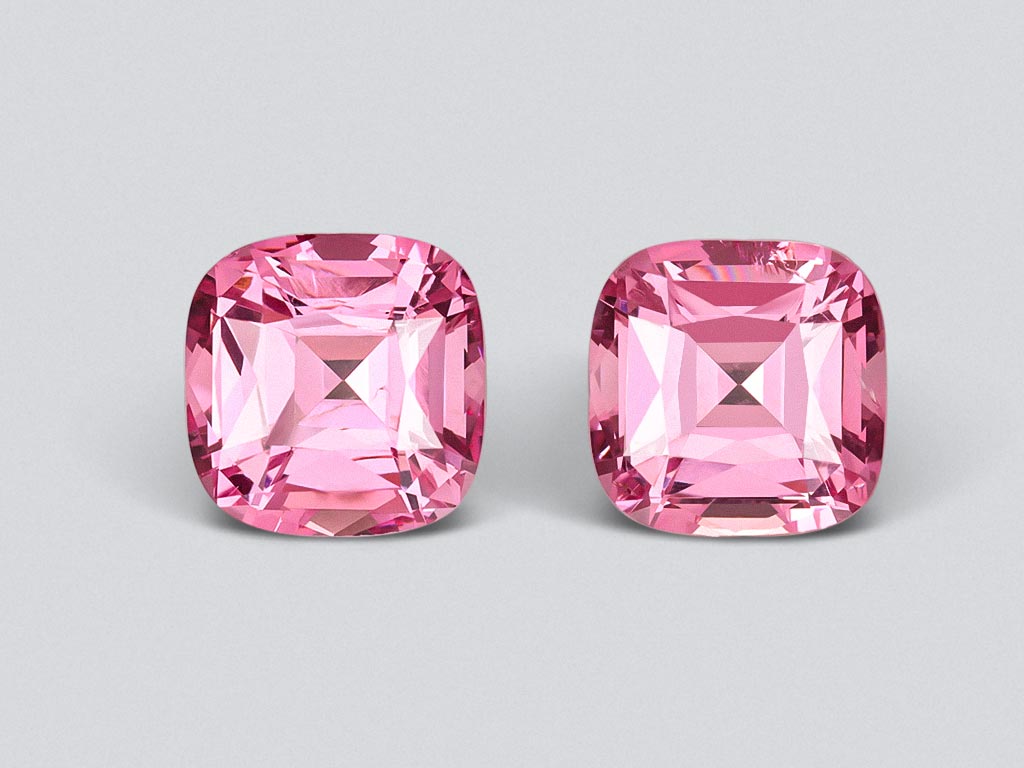Pair of cushion cut pink Pamir spinels 2.75 carats Image №1