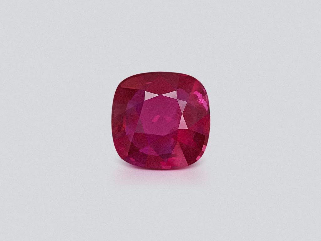 Unheated Pigeon blood cushion cut ruby 1.05 carats, Mozambique Image №1