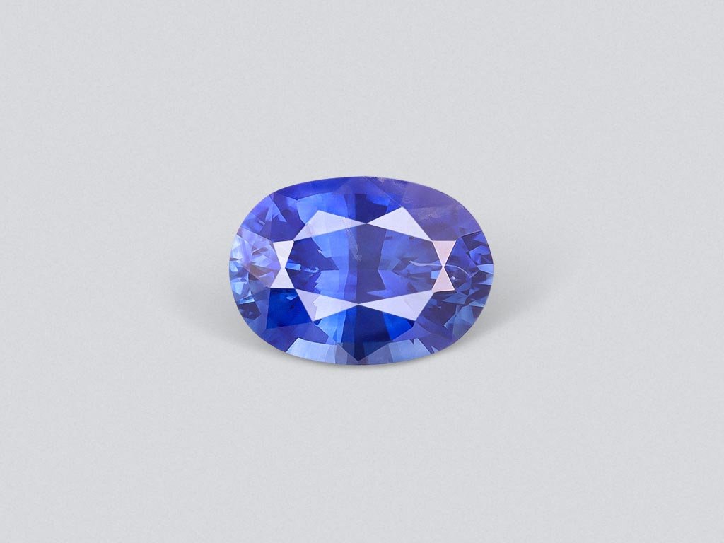 Royal blue sapphire in oval cut 0.94 ct, Sri Lanka Image №1