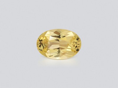 Sapphire Pastel Yellow oval cut 1.80 carats, Sri Lanka photo