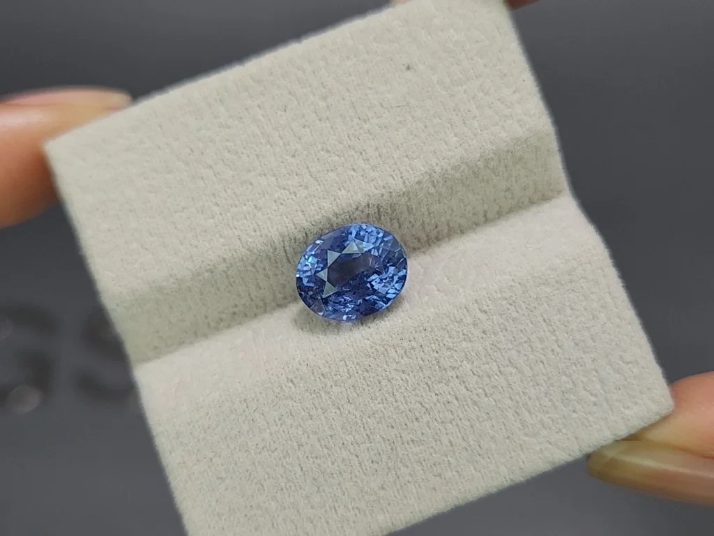 Cobalt spinel oval cut 3.58 carats, Tanzania Image №4