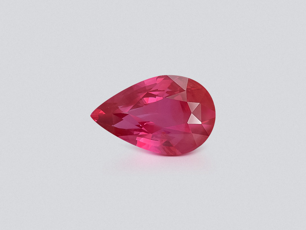 Rubis non chauffé taille en poire 1,04 carat, Mozambique Image №1