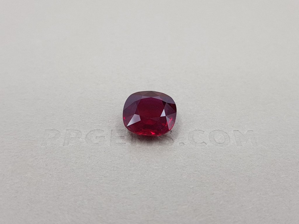 Rubí de Mozambique talla cojín 5,12 quilates Image №1